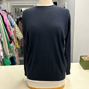 Brunello Cucinelli
Cashmere and silk sweater with chain back